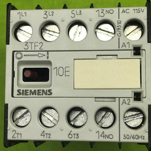 کنتاکتور زیمنس مدل مینی 3TF20 10-0AJ2 - با عملکرد 4 کیلو وات AC/400/380 با بوببن تغذیه 110 ولت AC